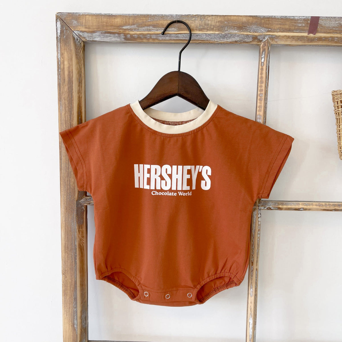 Baby Hershey's Letter print Bodyusuit