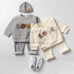 2-Piece Baby LOVE Print Set