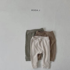 Baby Solid Color Elastic PP Pants