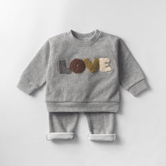 2-Piece Baby LOVE Print Set